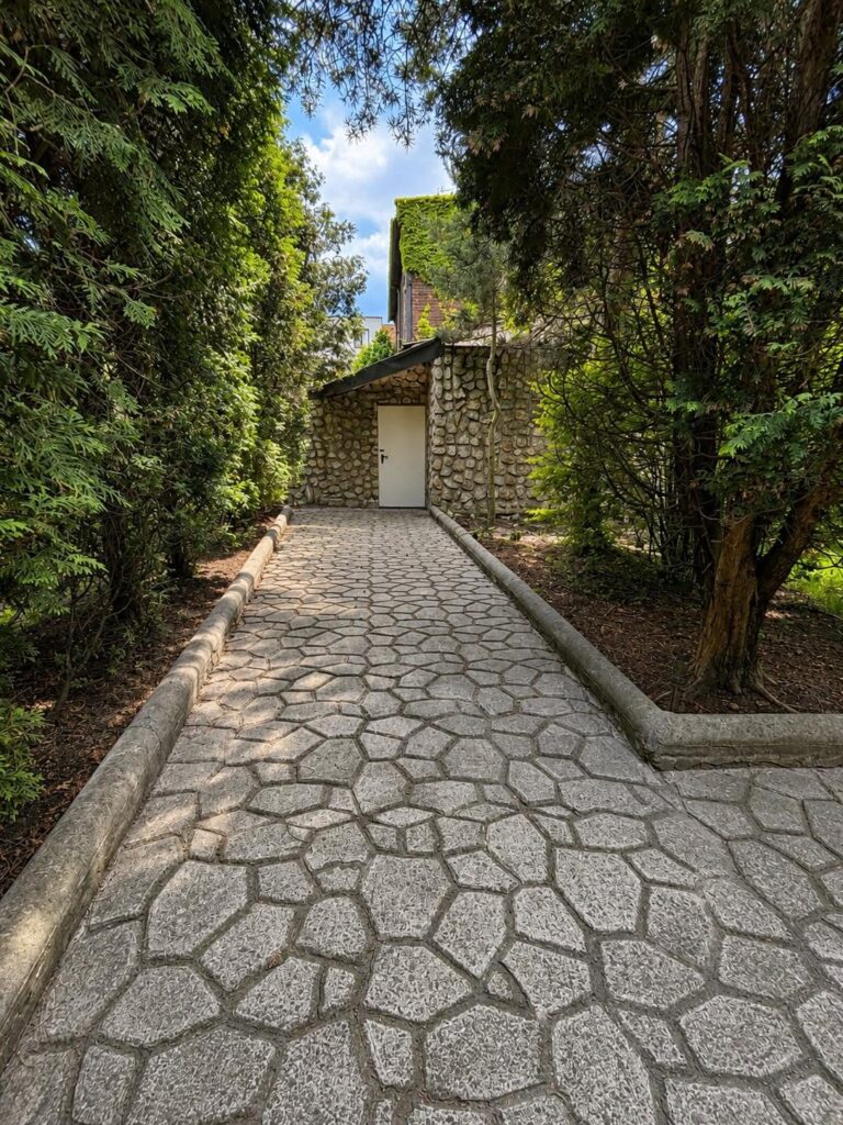 Dom 238 m² na działce 1250 m² – Chorzów,  Batory
