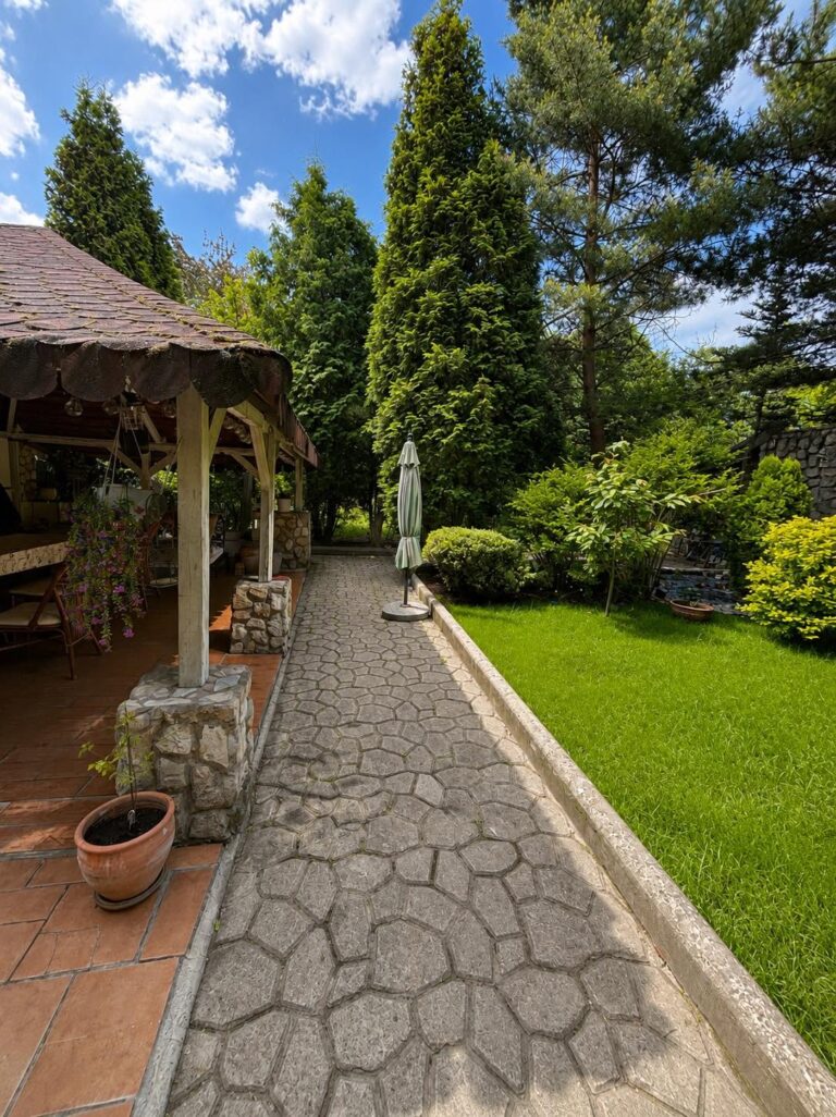 Dom 238 m² na działce 1250 m² – Chorzów,  Batory